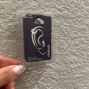 Claire's Sterling Silver 22G Knot Earring